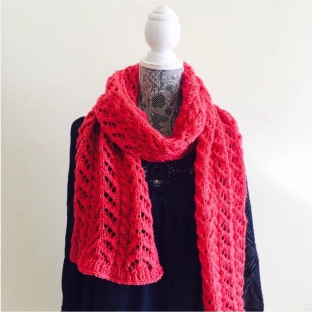 New Women’s Hand Knitted Pink Shimmer Lace Scarf